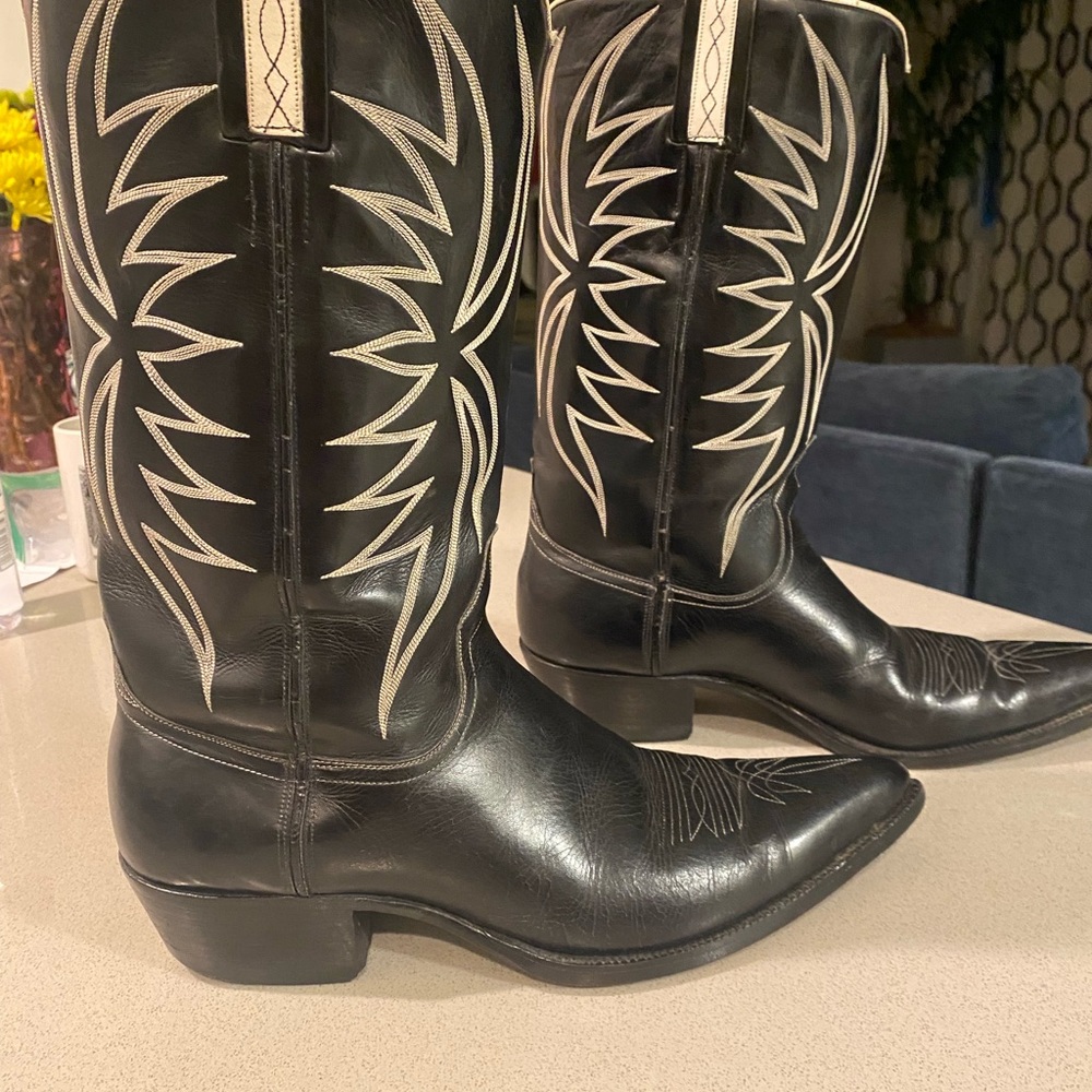 Mint condition Dan Post vintage black and white cowboy boots